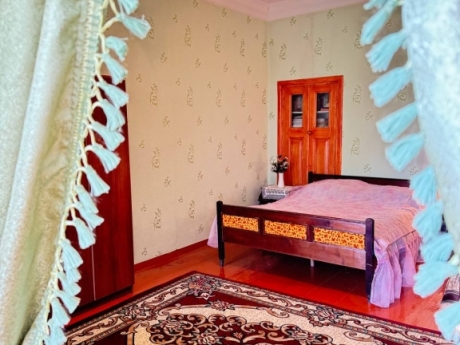 şəkidə günlük kirayə evlər