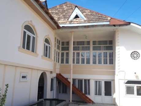 şəkidə günlük kirayə evlər