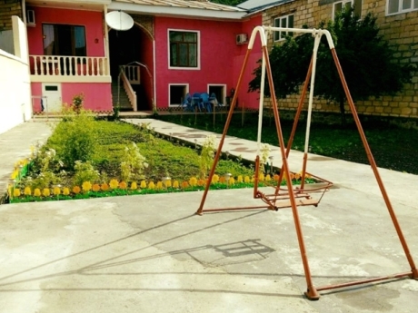 şəkidə günlük kirayə evlər